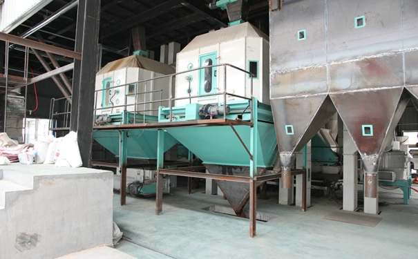 饲料加工机械设备多少钱?其加工时对饲料品质的影响有哪些?