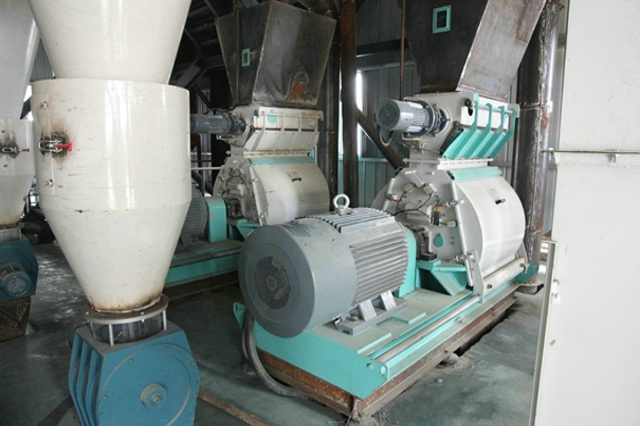 猪饲料设备 猪饲料设备